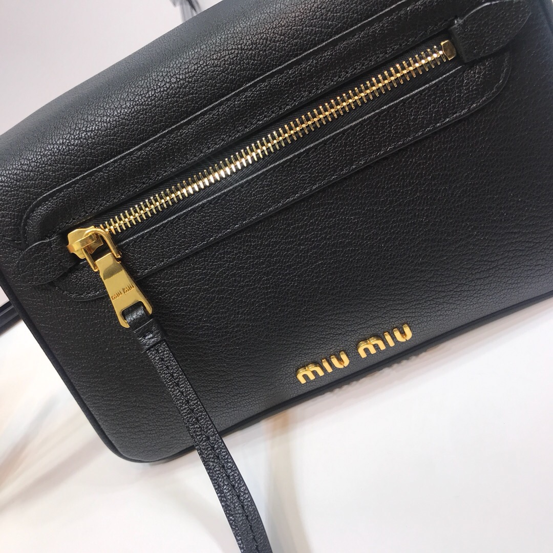 【MIUMIU】高仿繆繆專櫃新款小包5BD113，強勢登場高仿a貨