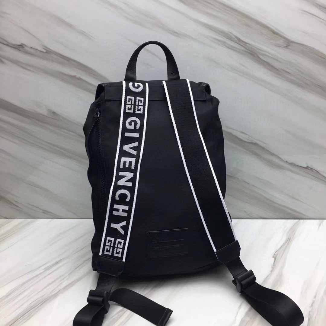 原單批高仿GIVENCHY 紀梵希新款背包高仿a貨