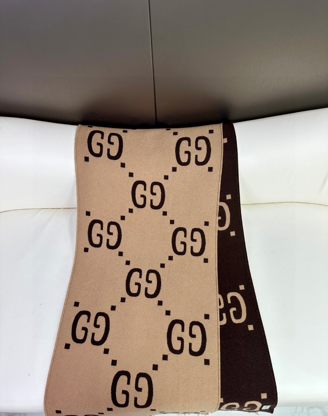 GUCCI 大Logo羊毛圍巾 495592高仿a貨